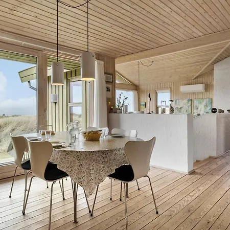 Cozy In With House Sea View